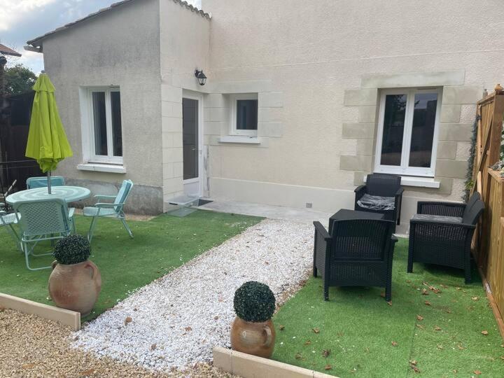 Appartement L'Ecolier Futuroscope 4 Personnes à Beaumont  Extérieur photo